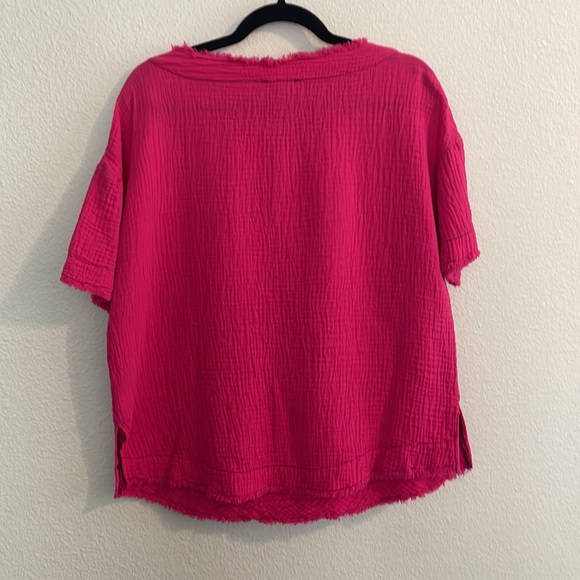 Hot pink gauze top - Picture 3 of 4